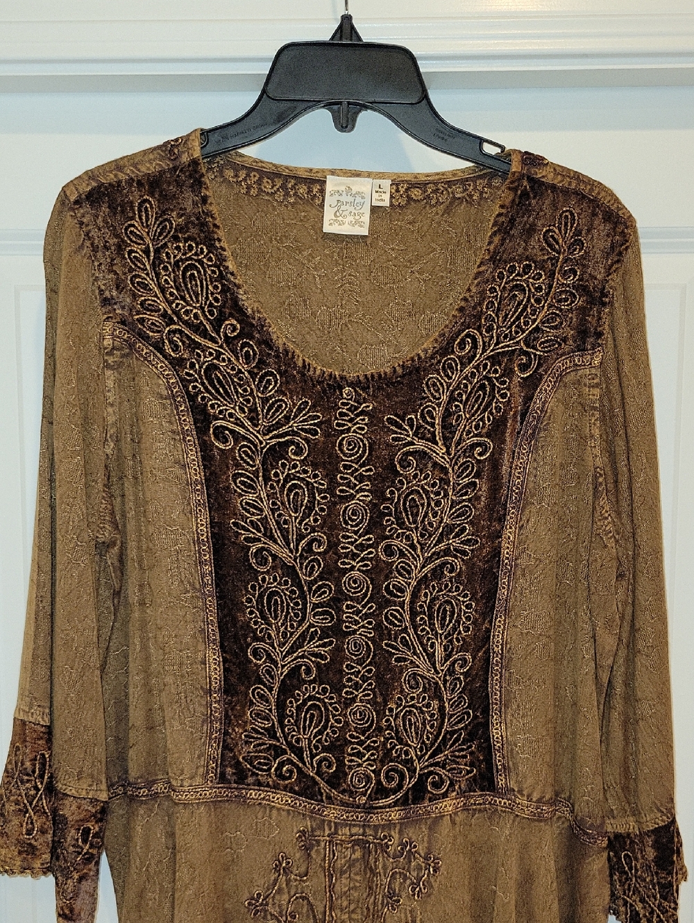 Parsley & Sage Women's Tunic - Picture 2 of 7
